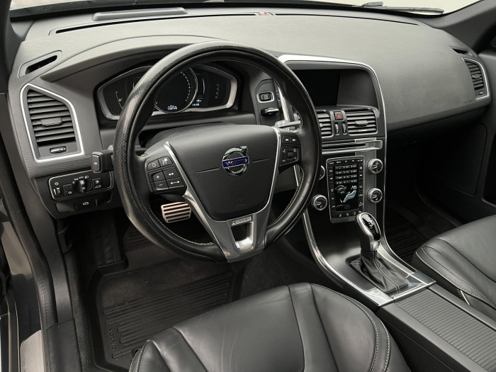 Volvo XC60 D4 AWD MOMENTUM AUT 2.4 d Momentum