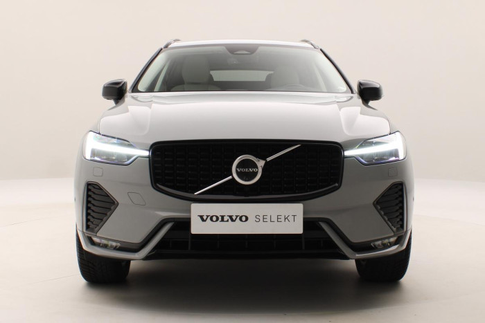 Volvo XC60 B4 AWD DARK PLUS AUT CZ 1.maj