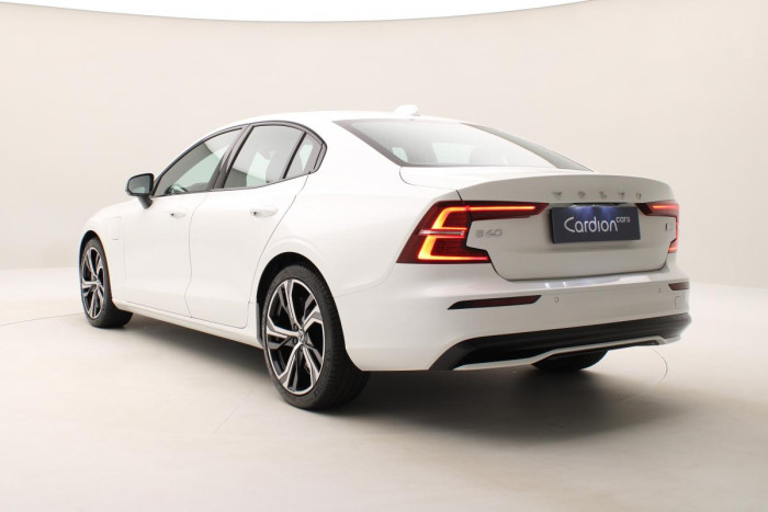 Volvo S60 T8 AWD RECHARGE DARK ULTIMATE