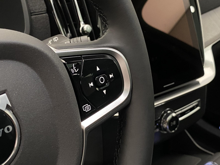 Volvo XC90 T8 AWD RECHARGE DARK PLUS 7m