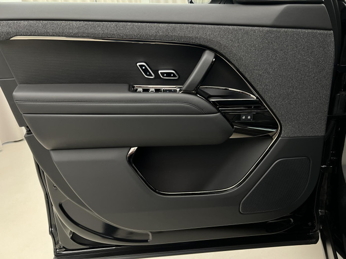 Land Rover Range Rover Sport D300 DYNAMIC HSE AWD Aut 3.0 d Dynamic