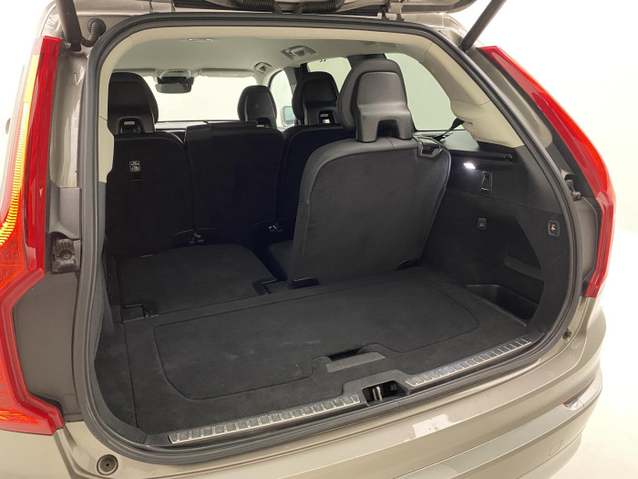 Volvo XC90 B5 AWD INSCRIPTION AUT CZ 7m