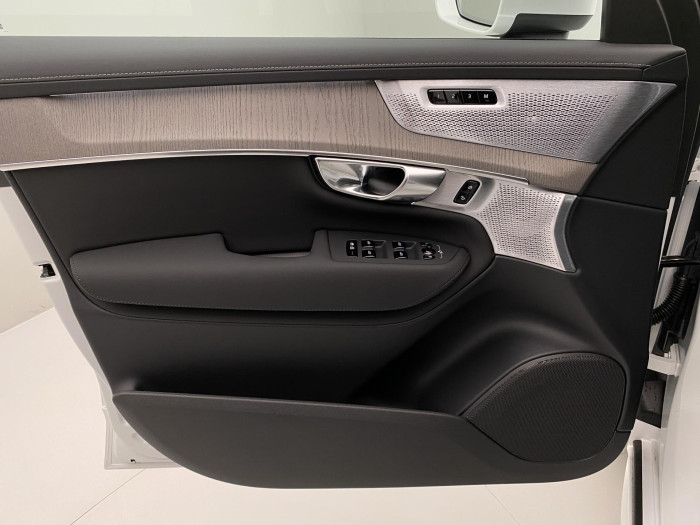 Volvo XC90 T8 AWD RECHARGE BRIGHT PLUS 7m