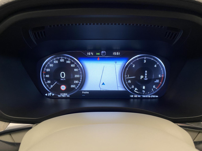 Volvo XC60 B4 AWD DARK PLUS AUT CZ