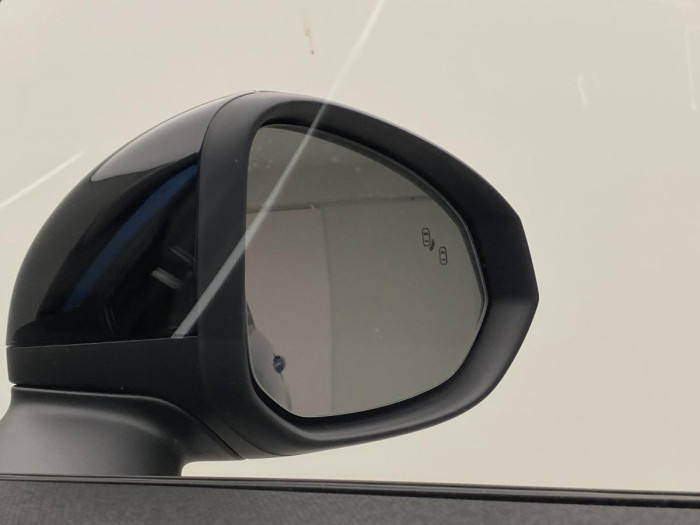 Lynk & Co 01 PHEV DCT AUT REZERVACE