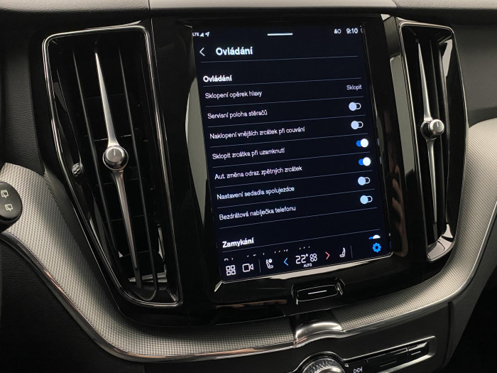 Volvo XC60 B4 AWD DARK PLUS AUT