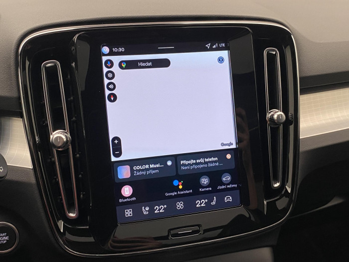 Volvo XC40 B3 AUT DARK PLUS