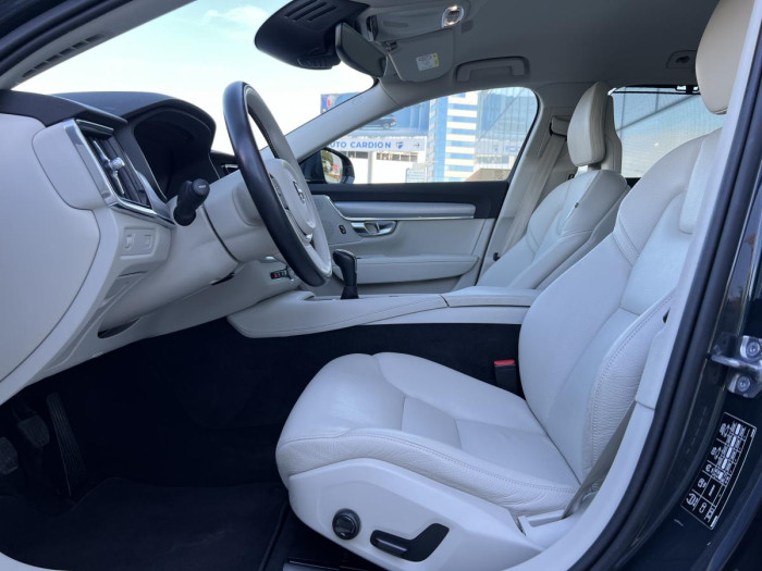 Volvo V90 D3 MOMENTUM 1.maj. 2.0 d Momentum