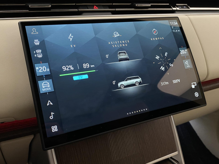 Land Rover Range Rover P550e AUTOBIOGRAPHY SWB