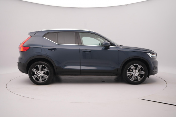 Volvo XC40 T4 AWD INSCRIPTION CZ 1.maj