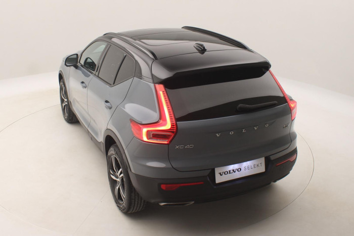 Volvo XC40 T3 R-DESIGN AUT 1.maj