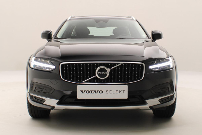 Volvo V90 CC B4 AWD PLUS AUT CZ 1.maj