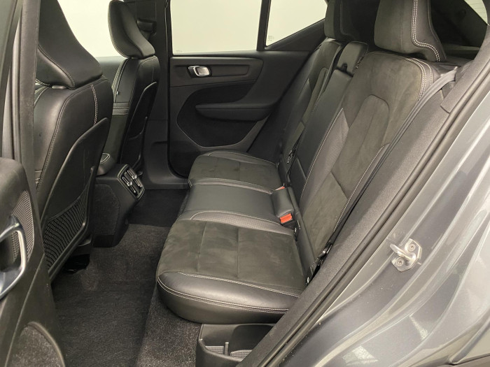 Volvo XC40 D4 AWD R-DESIGN AUT CZ 2.0 d