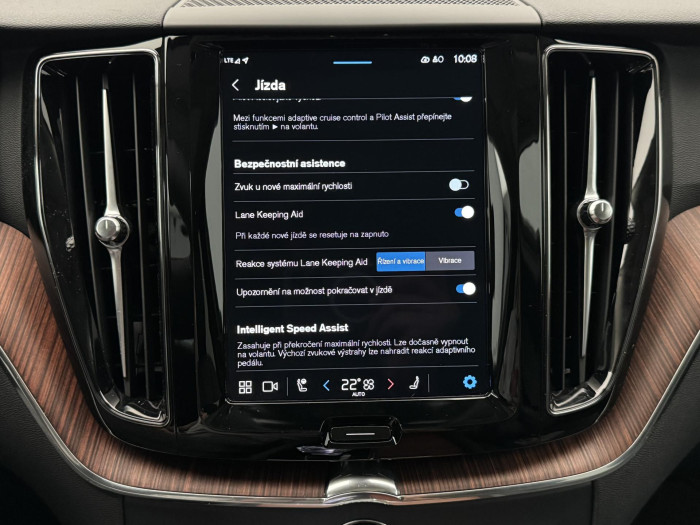 Volvo XC60 T8 AWD RECHARGE BRIGHT PLUS