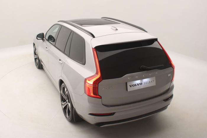 Volvo XC90 T8 AWD RECHARGE REZERVACE