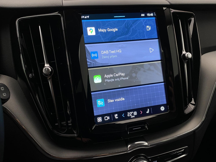 Volvo XC60 B4 AWD PLUS DARK AUT CZ