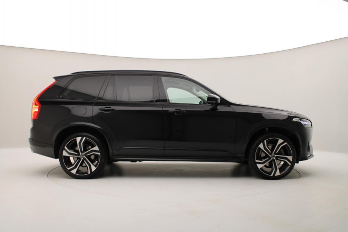 Volvo XC90 B5 AWD ULTIMATE REZERVACE