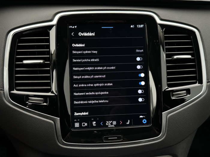 Volvo XC90 B5 AWD ULTIMATE BRIGHT 1.maj