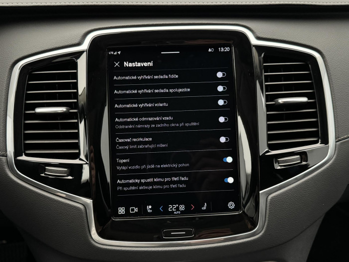 Volvo XC90 T8 AWD RECHARGE ULTIMATE DARK