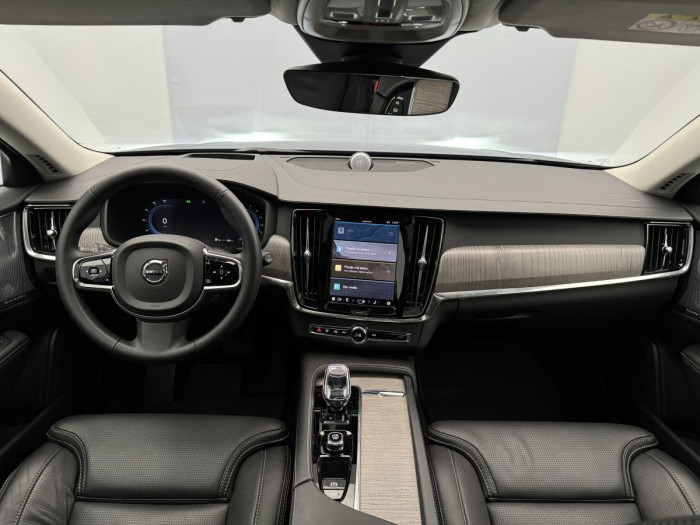 Volvo V90 CC B5 AWD ULTIMATE 1.maj. 2.0 CC CC