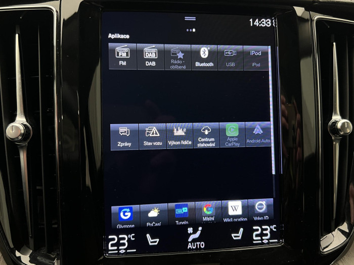 Volvo XC60 B5 AWD INSCRIPTION AUT CZ