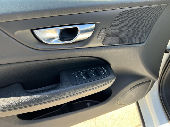 Volvo V60 D4 MOMENTUM POLESTAR Aut 1.maj 2.0 d Momentum