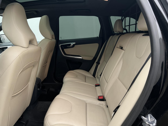 Volvo XC60 D4 AWD SUMMUM AUT 2.4 d Summum