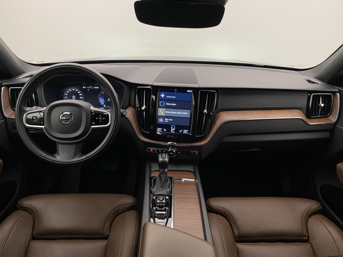 Volvo XC60 D4 AWD INSCRIPTION AUT CZ 2.0 d
