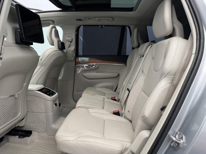 Volvo XC90 T8 AWD RECHARGE INSCRIPTION