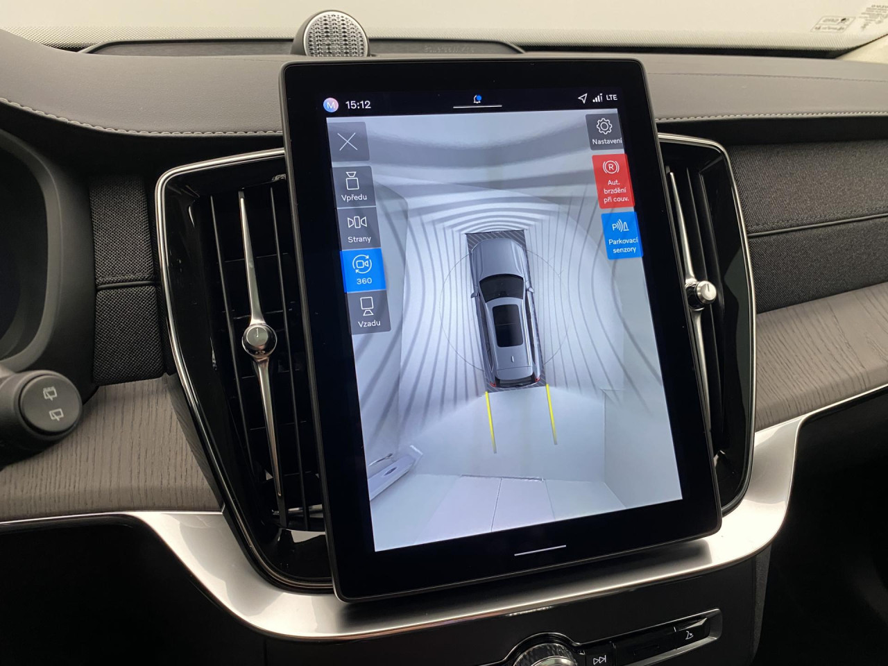 Volvo XC90 T8 AWD RECHARGE DARK ULTRA 7