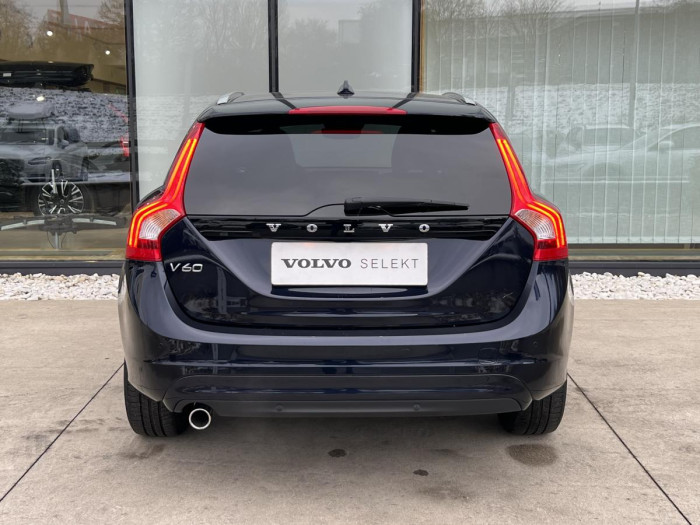 Volvo V60 D2 SUMMUM Aut 1.maj. 2.0 d Summum
