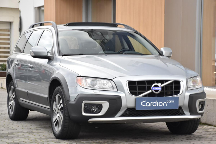 Volvo XC70 D5 AWD SUMMUM AUT 2.4 d Summum