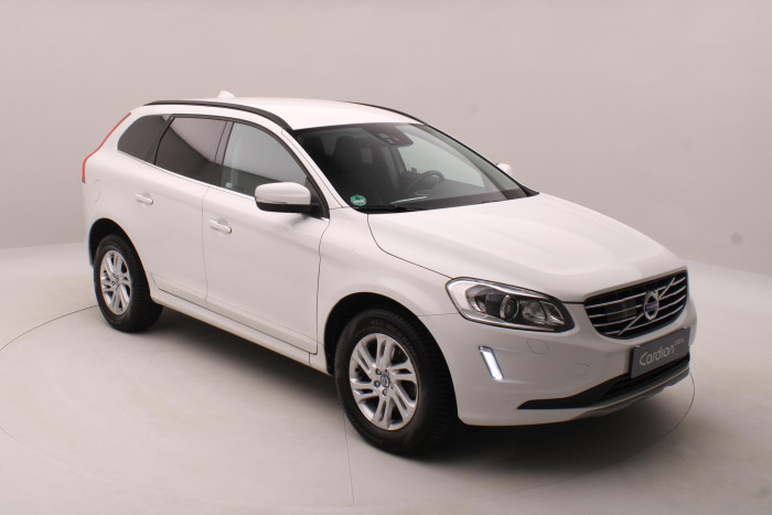 Volvo XC60 D5 AWD MOMENTUM CZ 2.4 d Momentum