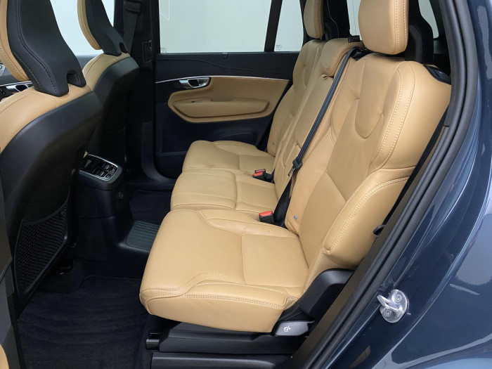 Volvo XC90 T8 AWD ULTIMATE DARK RECHARGE