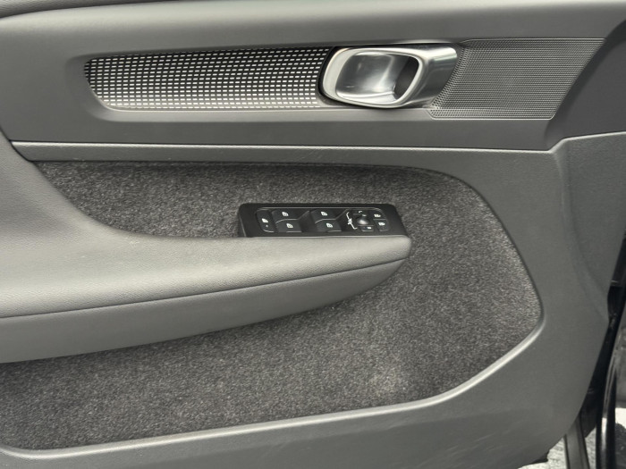 Volvo XC40 B4 AWD INSCRIPTION AUT