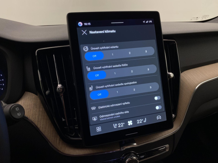 Volvo XC60 B5 AWD AUT DARK PLUS