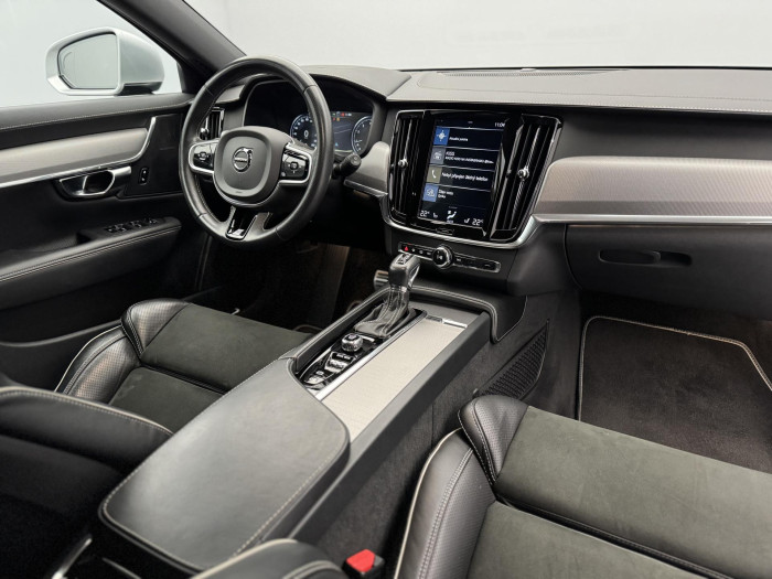 Volvo V90 T4 R-DESIGN AUT