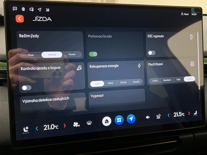 Lynk & Co 08 MORE PHEV
