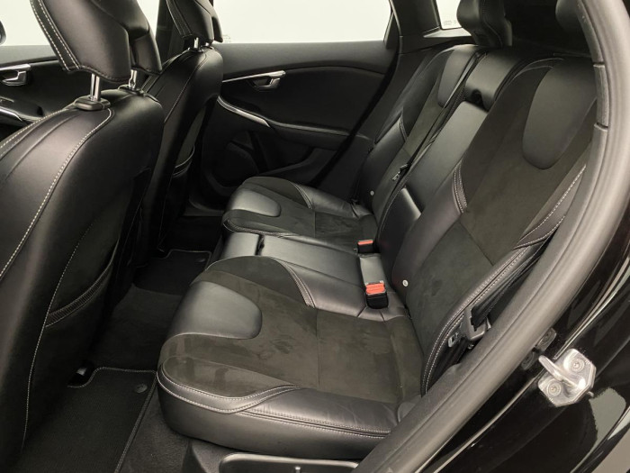 Volvo V40 D2 R-DESIGN AUT 1.maj. 2.0 d