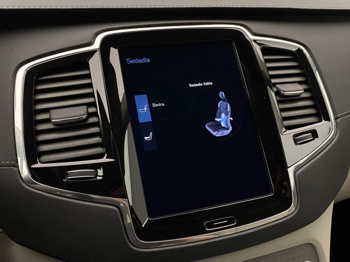 Volvo XC90 B5 AWD INSCRIPTION AUT CZ