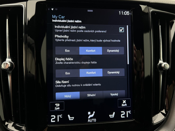 Volvo XC60 T4 R-DESIGN AUT