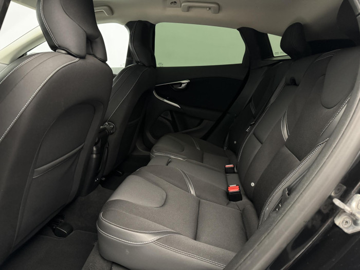 Volvo V40 D2 MOMENTUM AUT 2.0 d Momentum