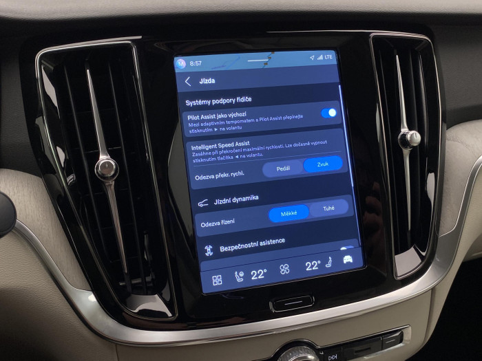 Volvo S60 B5 AWD DARK PLUS AUT CZ