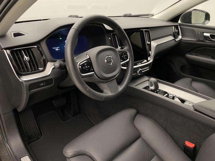 Volvo V60 CC B5 AWD PLUS REZERVACE