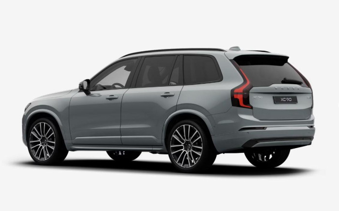 Volvo XC90 B5 AWD AUT DARK PLUS 7-míst