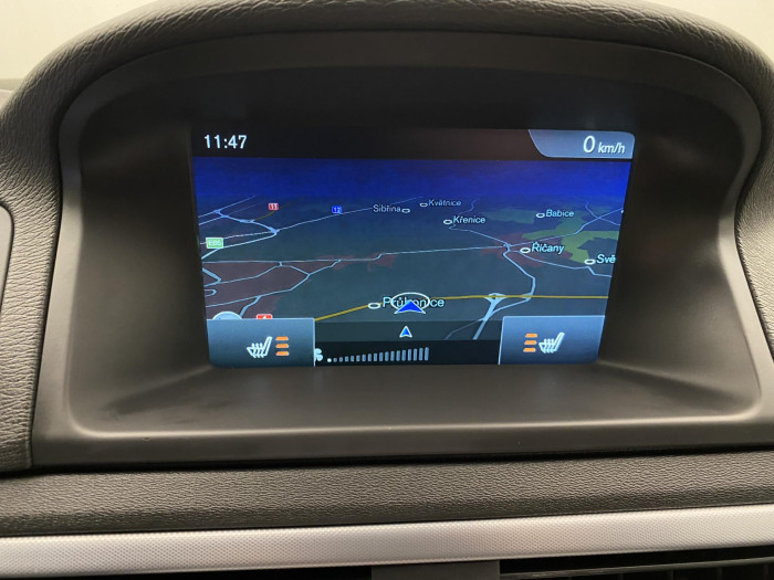 Volvo XC70 D4 AWD SUMMUM AUT CZ 2.4 d Summum