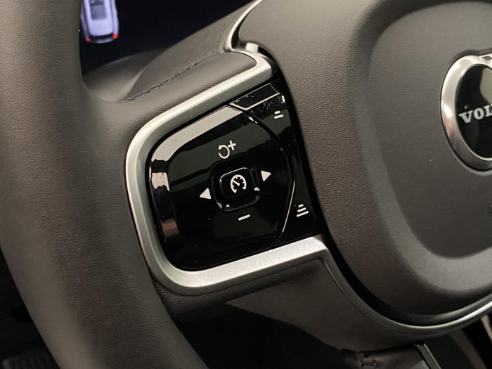 Volvo XC60 B5 AWD AUT PLUS BLACK EDITION