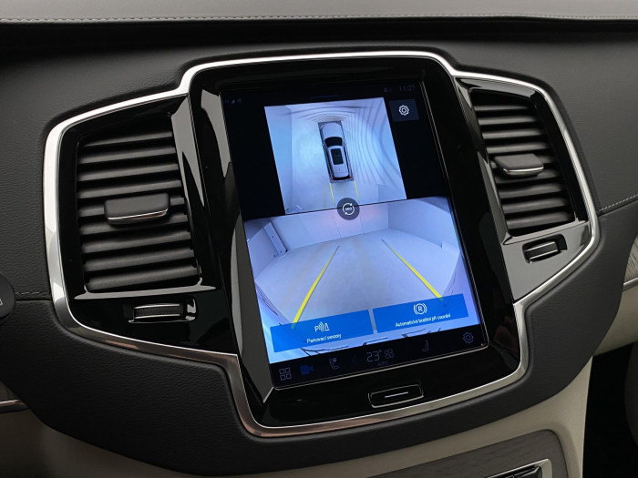 Volvo XC90 T8 AWD ULTRA DARK AUT CZ 7m