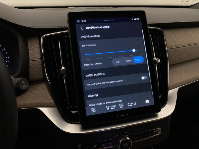 Volvo XC90 B5 AWD BRIGHT PLUS AUT CZ 7m