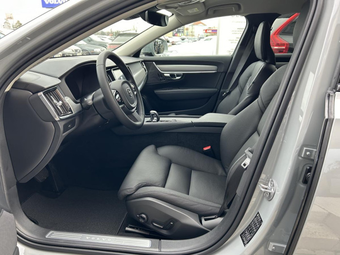 Volvo V90 B4 AWD AUT CROSS COUNTRY PLUS 2.0 Plus